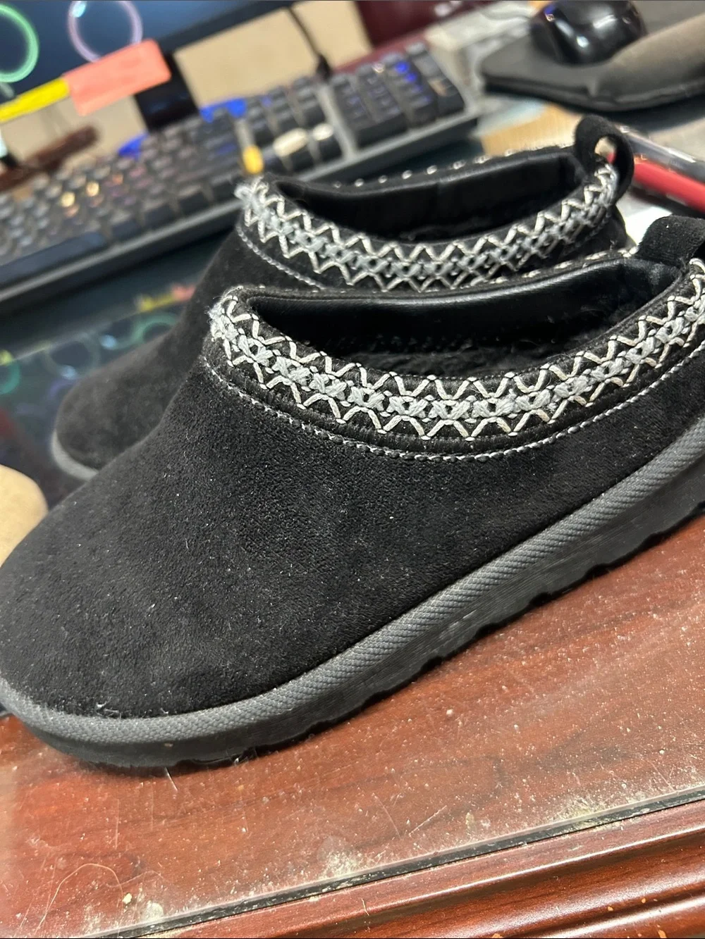 American Exchange & unknown comfortable black